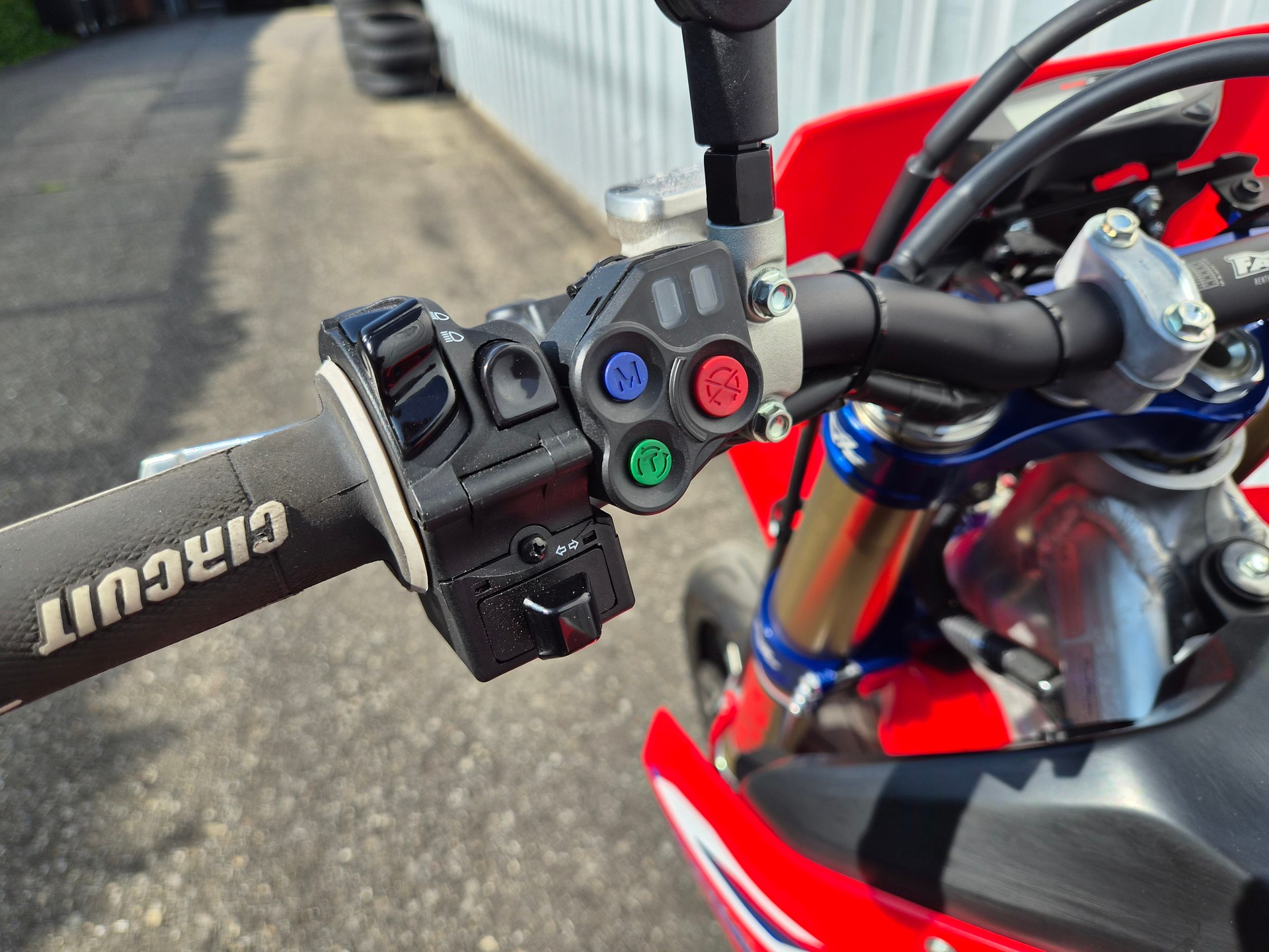 HONDA RED MOTO 450 RX SUPERMOTO KUNDENAUFTRAG-image-11