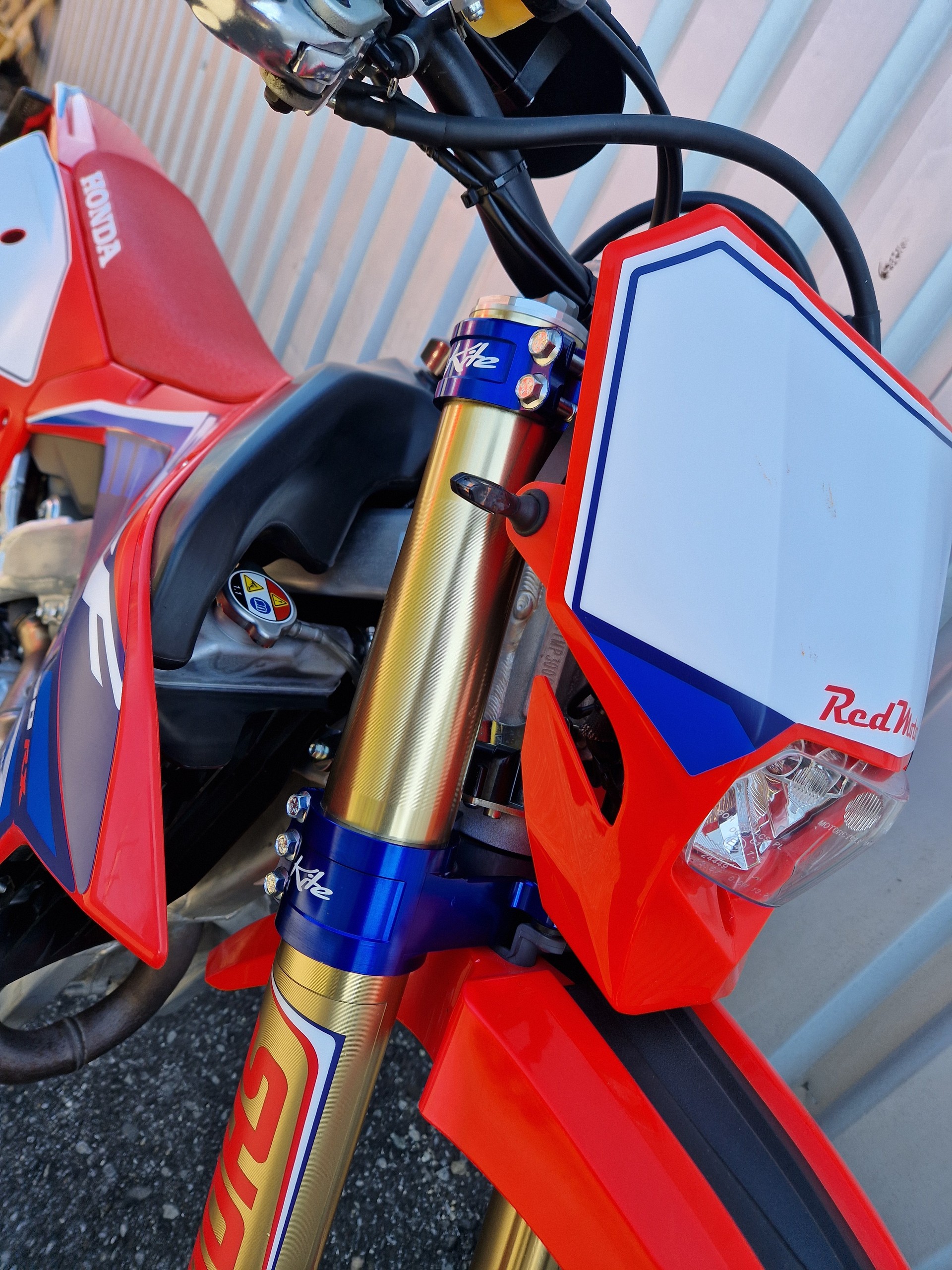 HONDA RED MOTO 450 RX SUPERMOTO KUNDENAUFTRAG-image-4