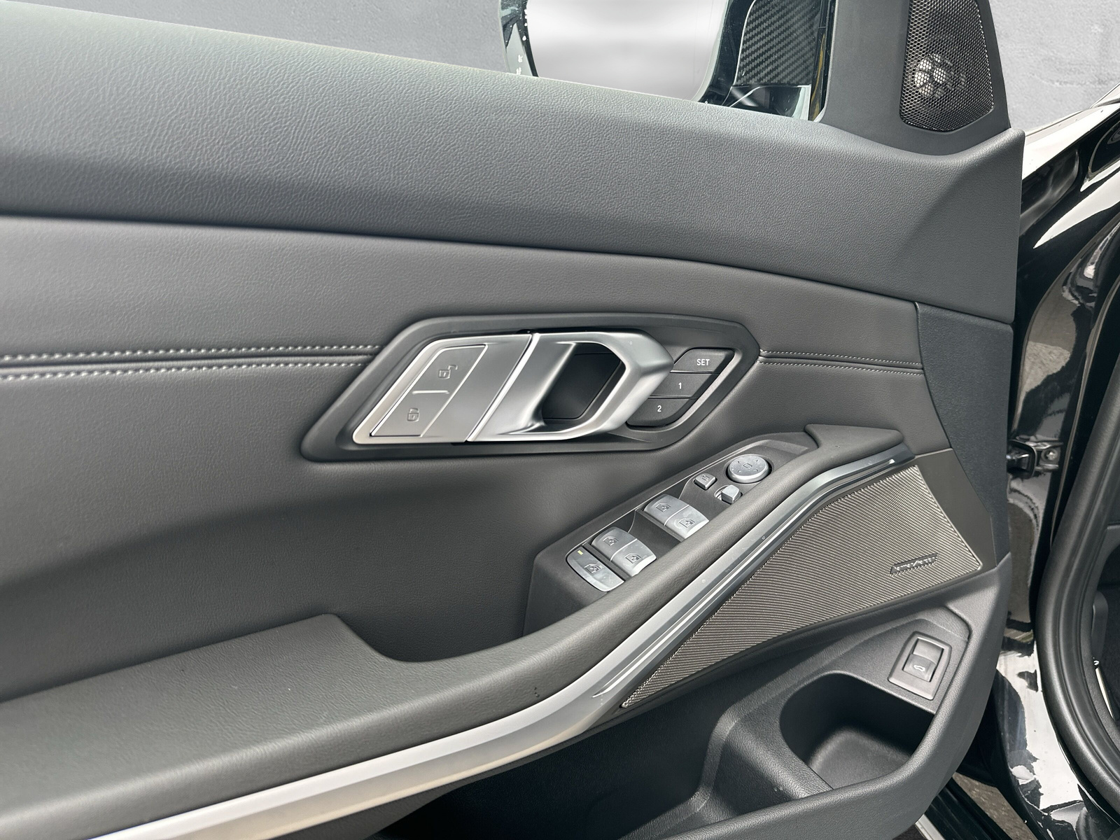 BMW M3 Touring xDrive Competition M-image-16