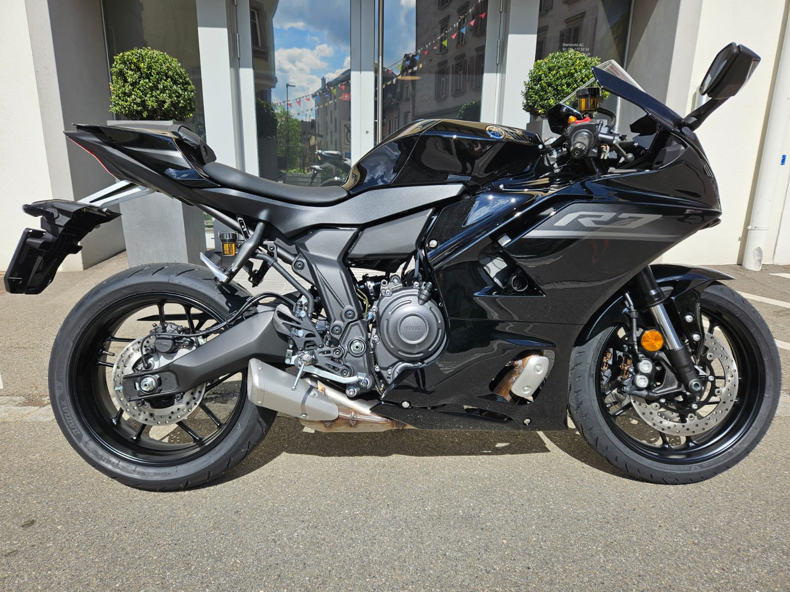 YAMAHA YZF-R7 (35kW)-image-1