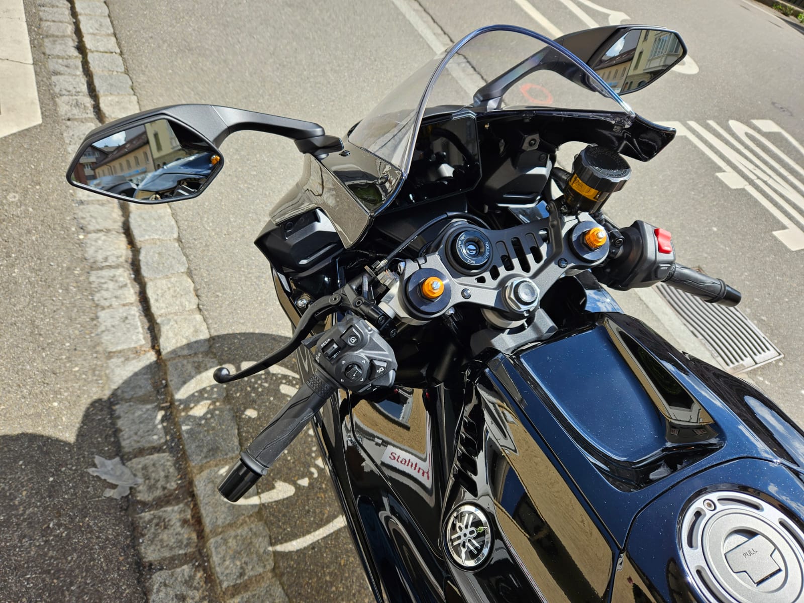 YAMAHA YZF-R7 (35kW)-image-5