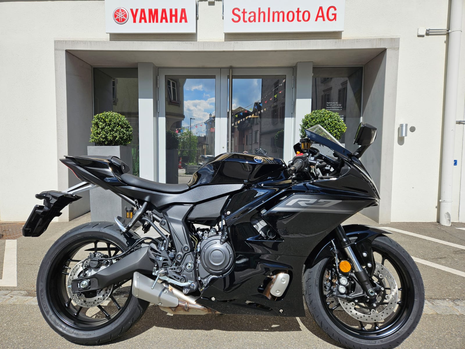 YAMAHA YZF-R7 (35kW)-image-0