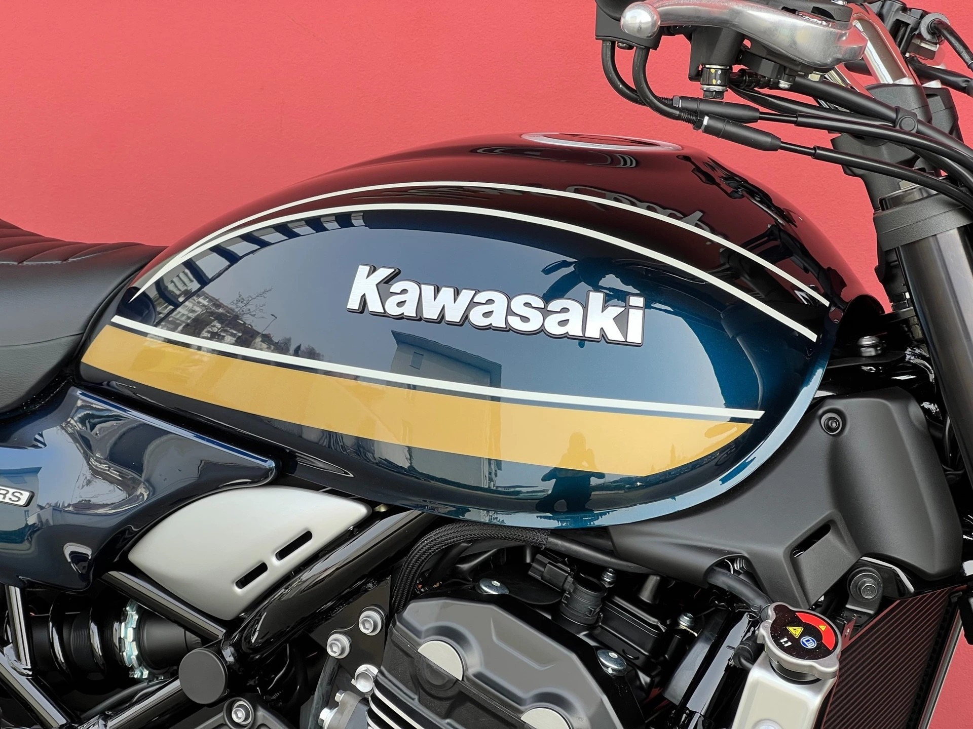 KAWASAKI Z 900 RS-image-12