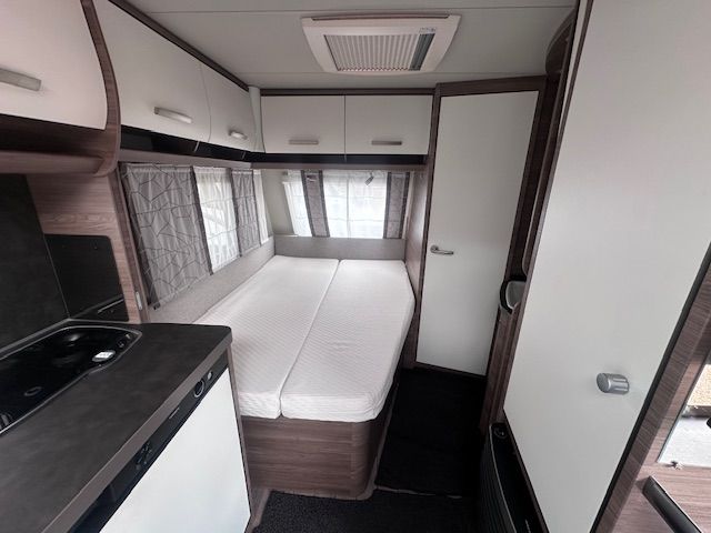 KNAUS Sport 450FU Silver Edition-image-1