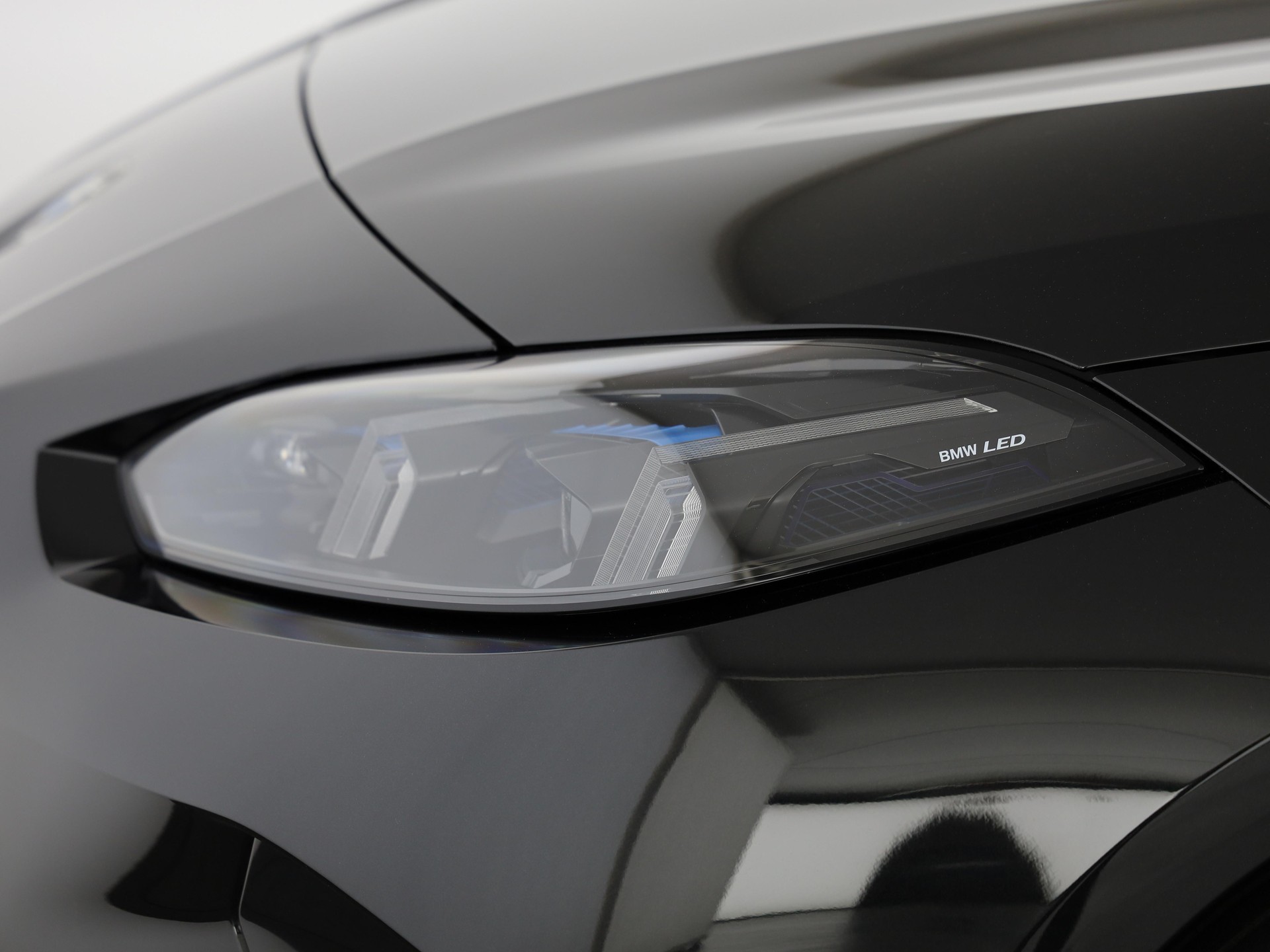 BMW 123 xDrive-image-5