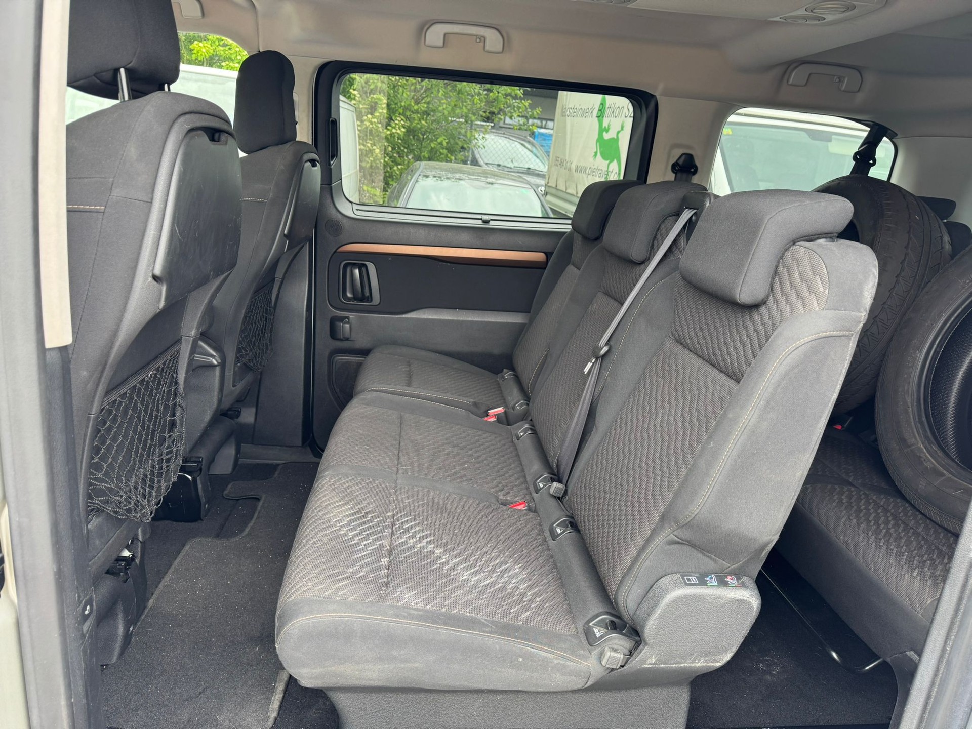 TOYOTA Proace Verso 2.0 D-4D Family Medium Automatic-image-8