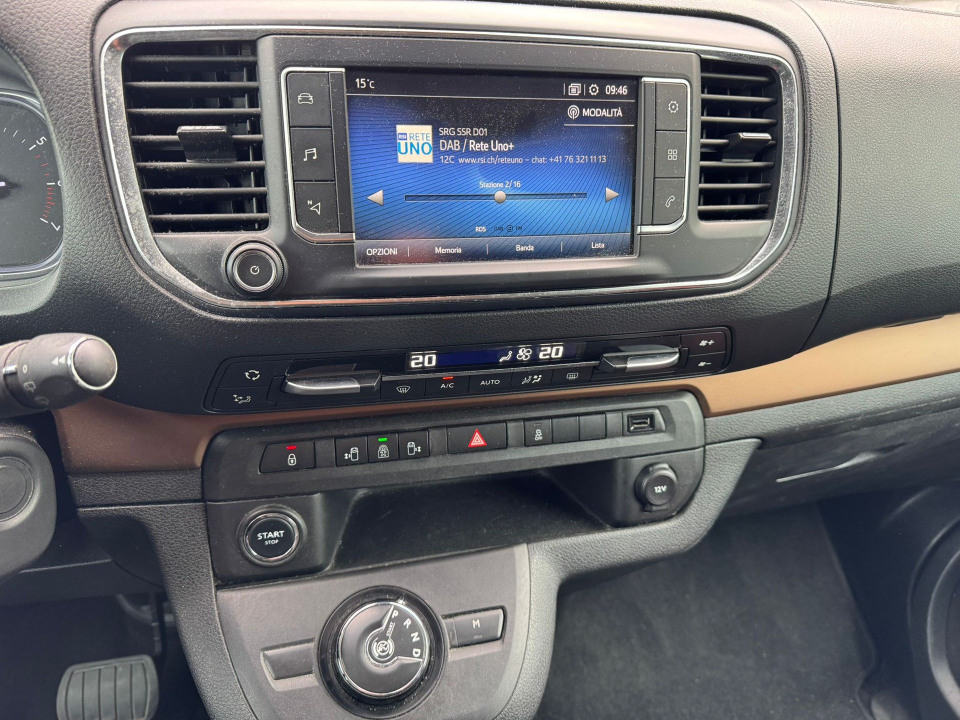TOYOTA Proace Verso 2.0 D-4D Family Medium Automatic-image-11
