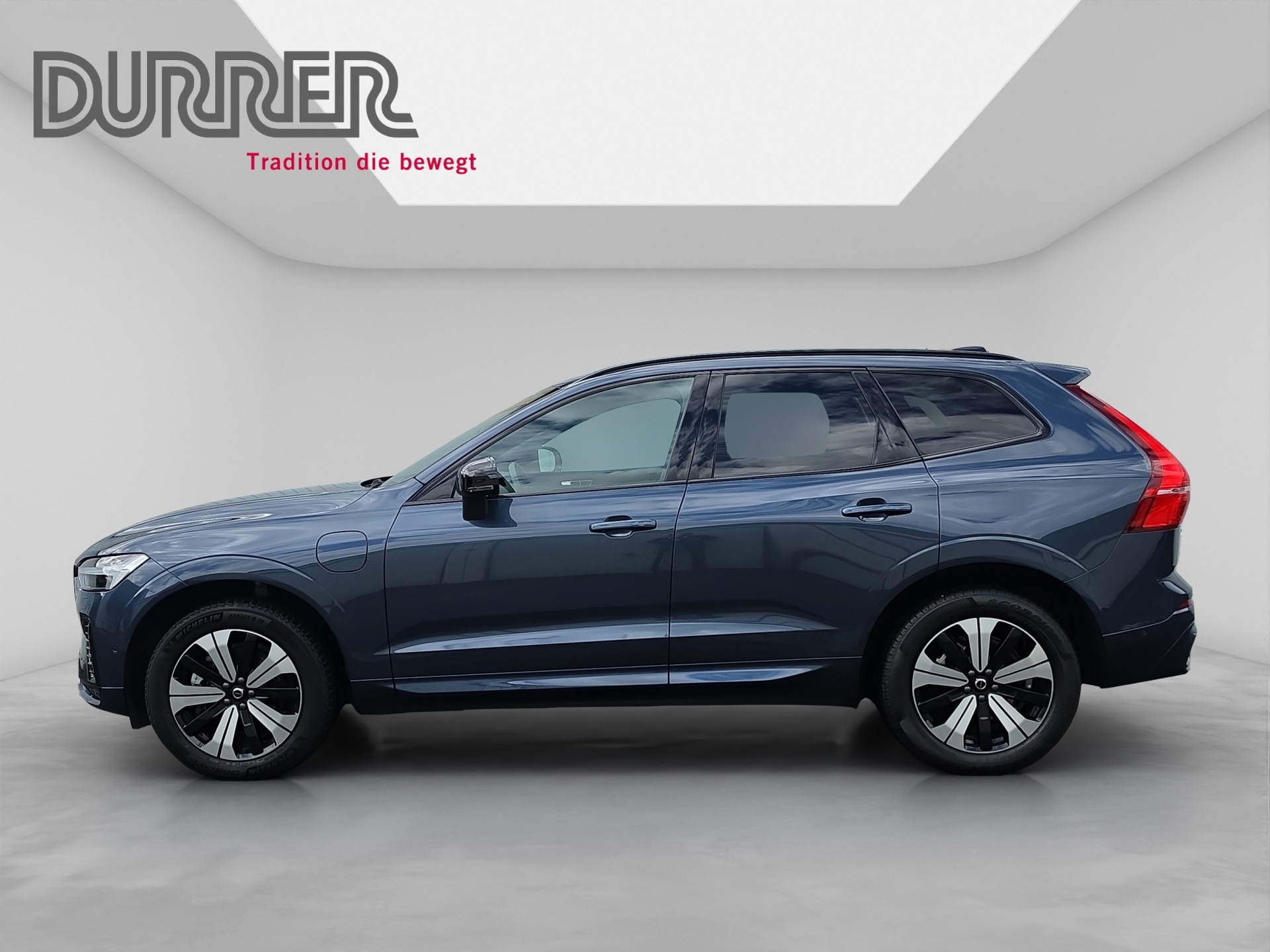 VOLVO XC60 2.0 T8 TE Plus Dark eAWD-showroom-element-1