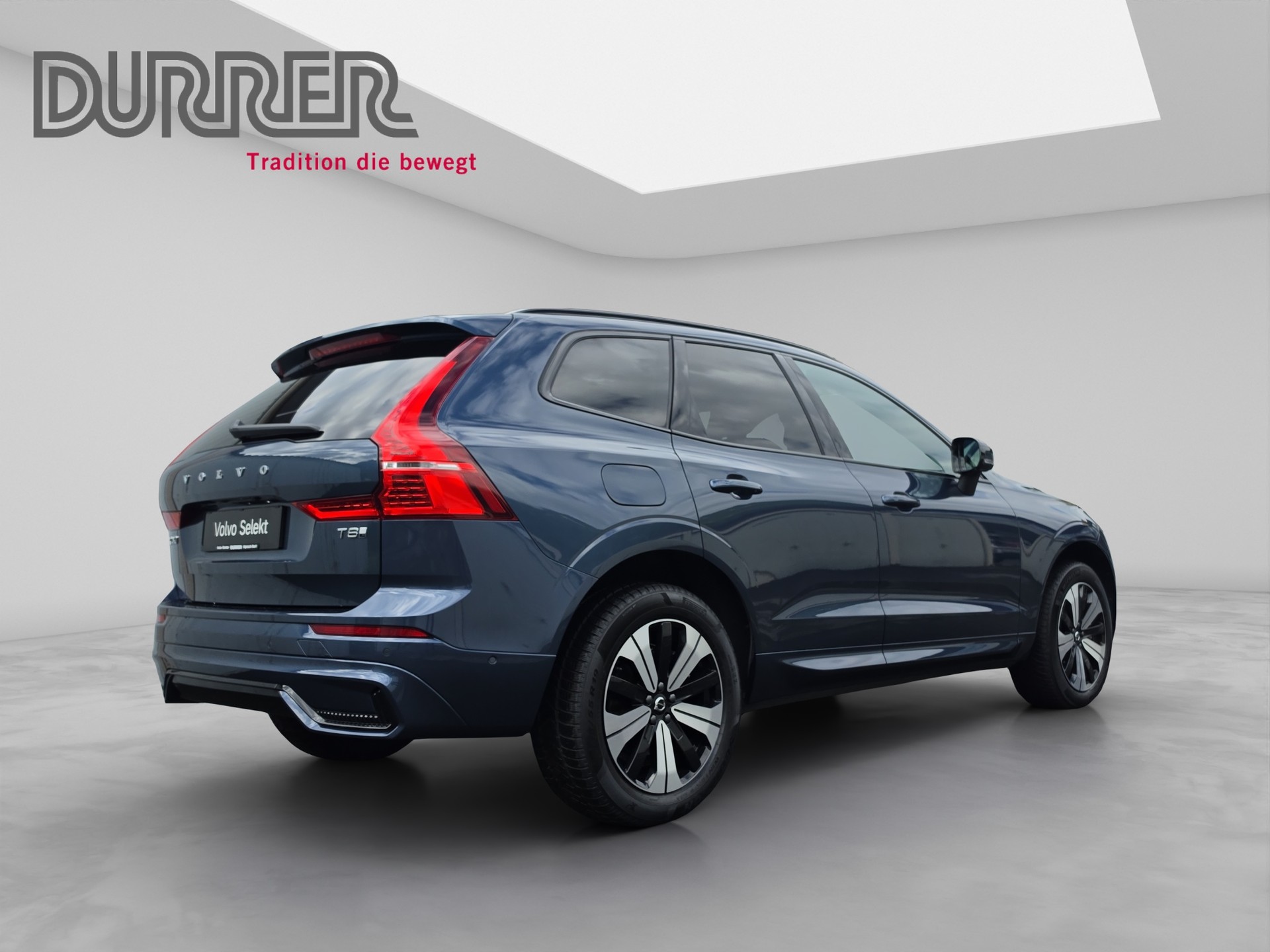 VOLVO XC60 2.0 T8 TE Plus Dark eAWD-showroom-element-3