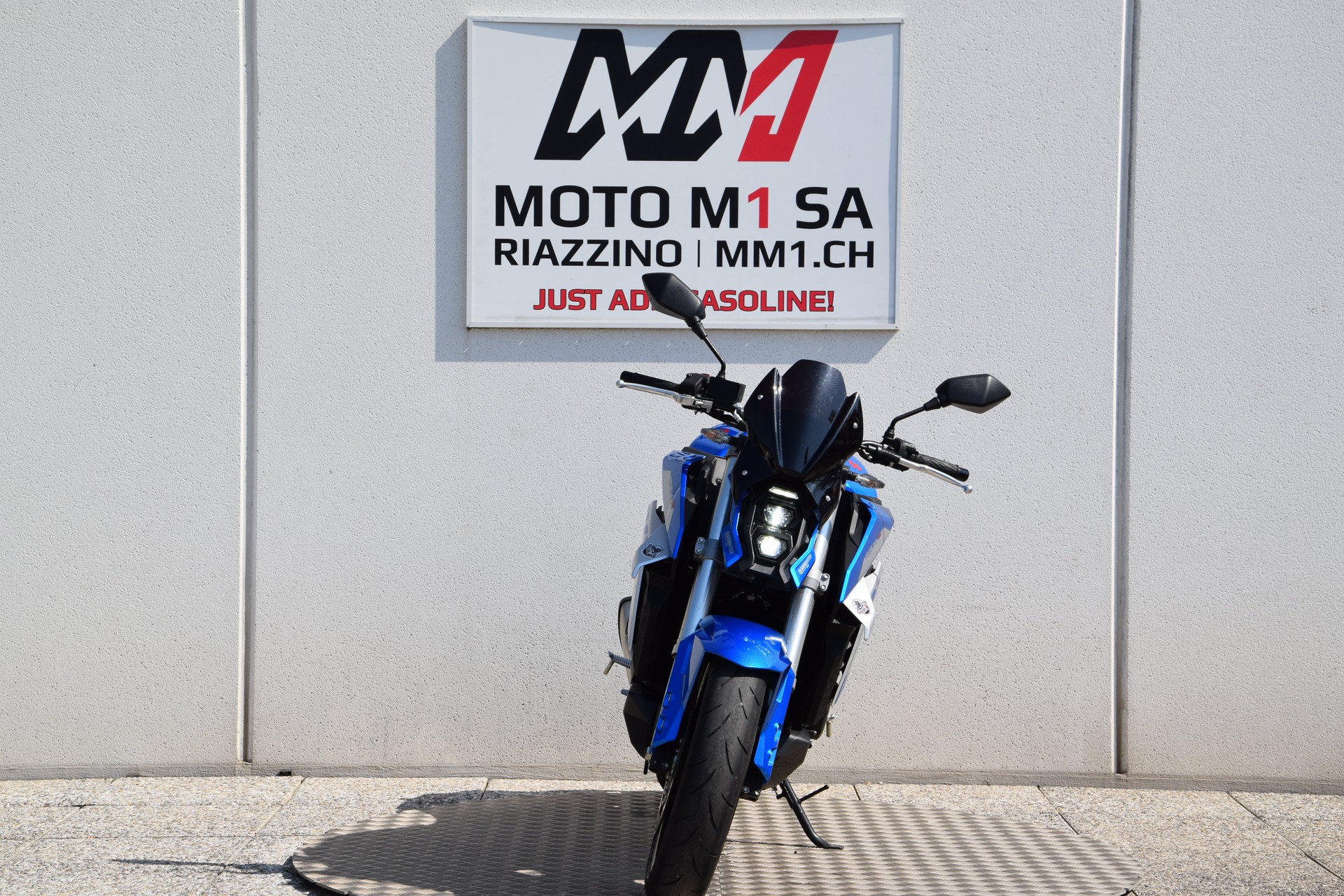 SUZUKI GSX-S 950 (35kW)-showroom-element-2
