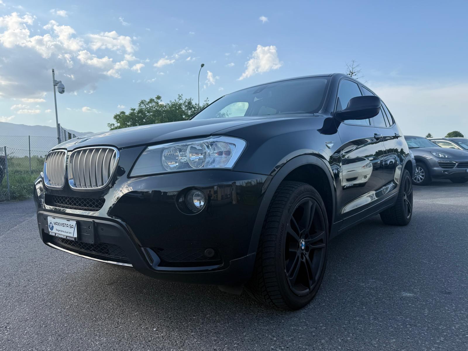 BMW X3 xDrive 28i Steptronic-showroom-element-1