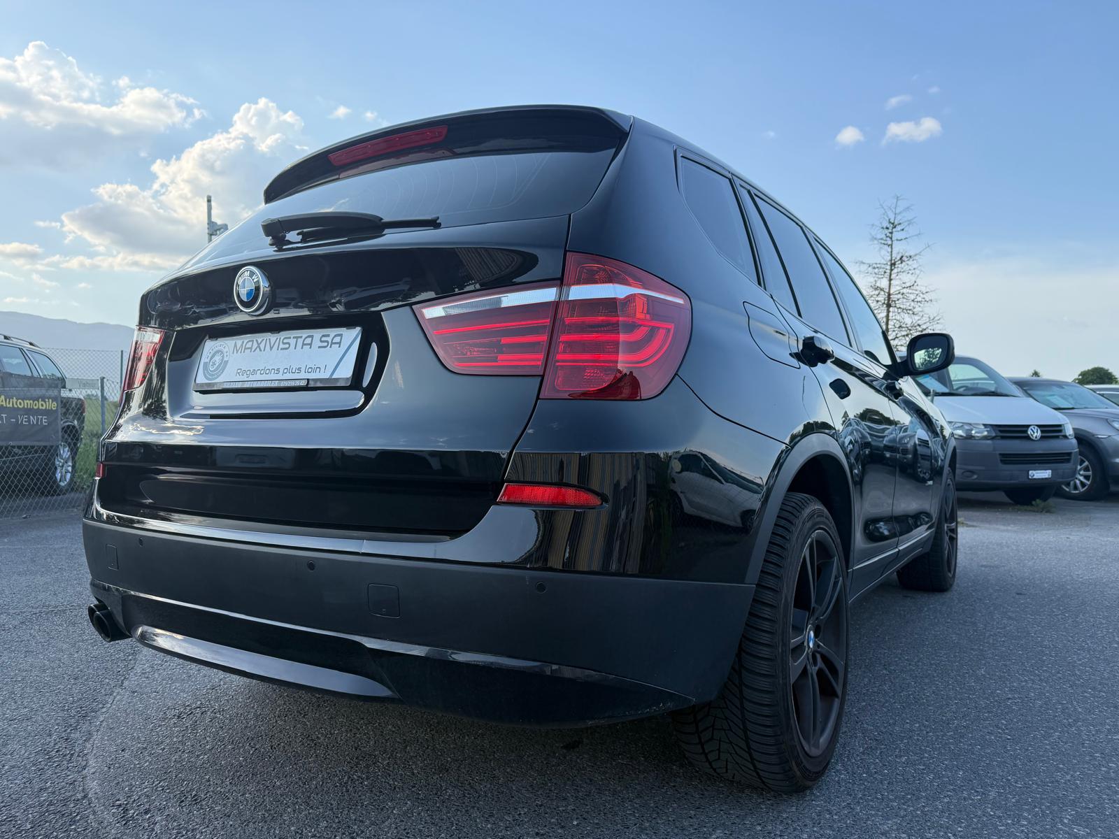 BMW X3 xDrive 28i Steptronic-showroom-element-3