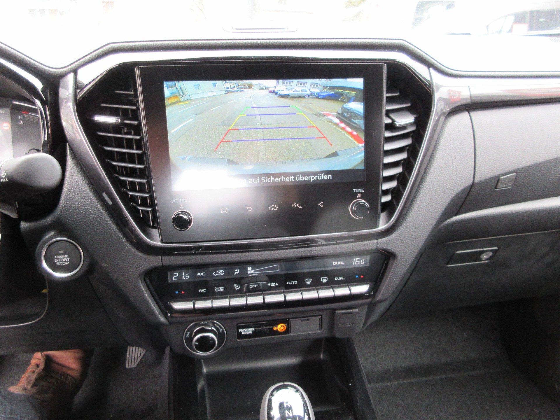 ISUZU D-Max Crew Pick-up 1.9 DDi N60 Nitro Sport 4x4-image-8