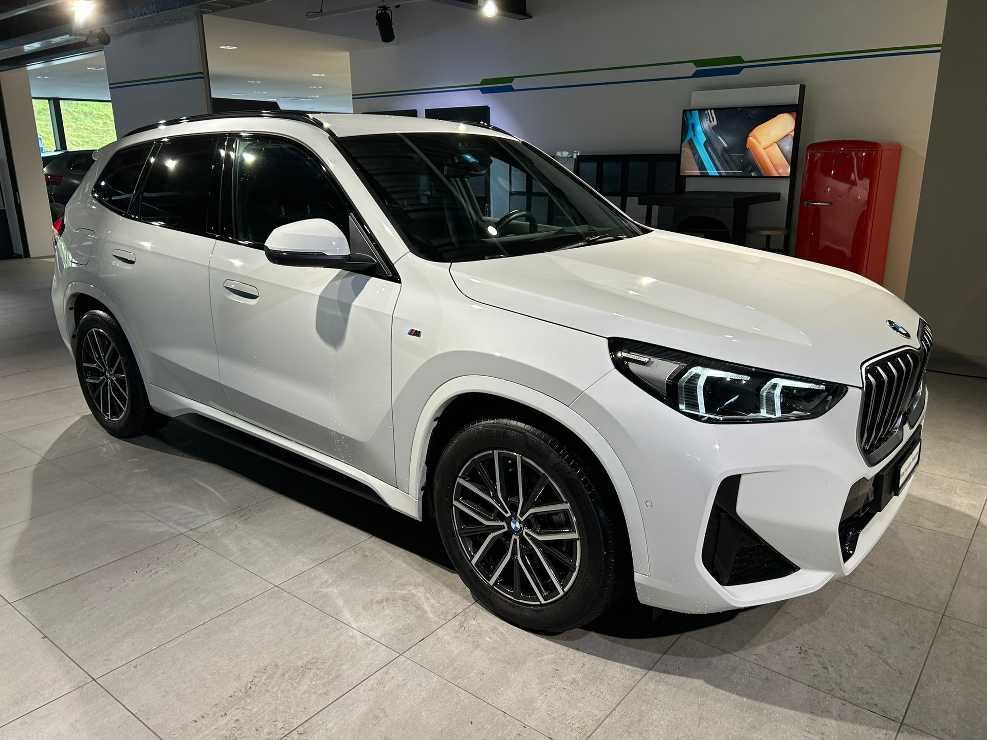 BMW X1 xDrive 20d 48V M Sport-image-6