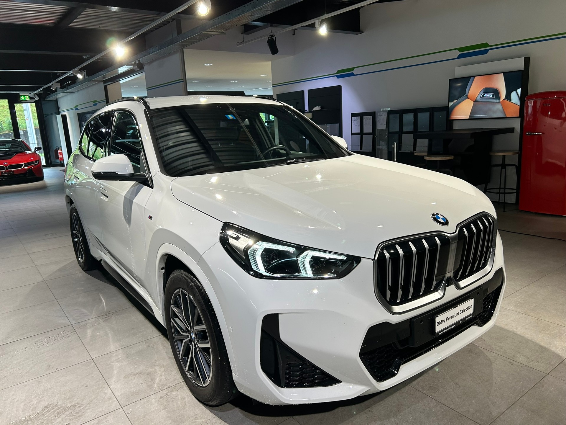 BMW X1 xDrive 20d 48V M Sport-image-8