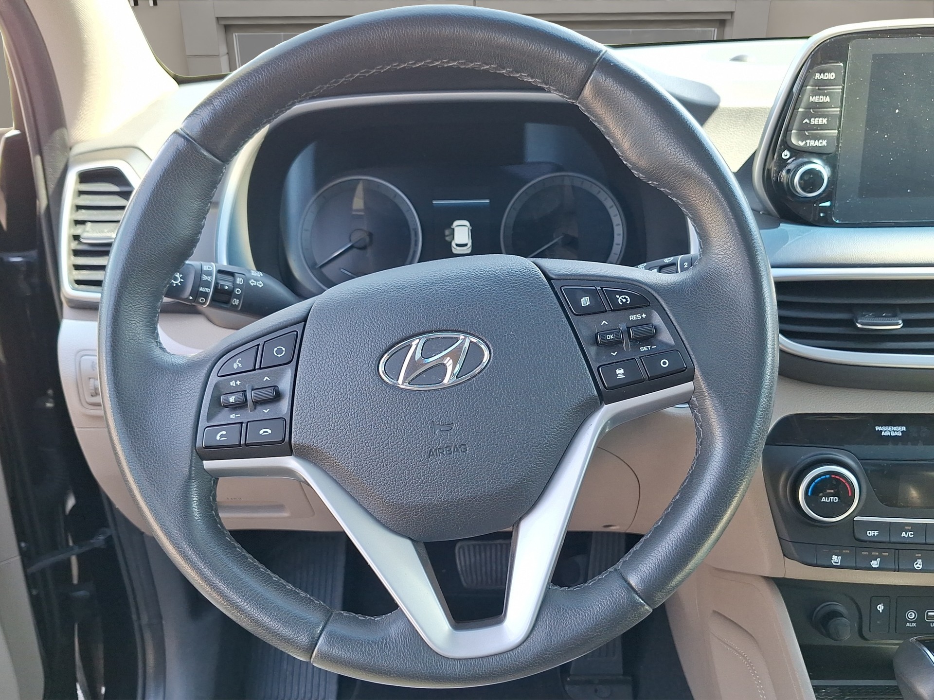 HYUNDAI Tucson 2.0 CRDI Vertex Mild Hybrid 4WD Automatic-image-11