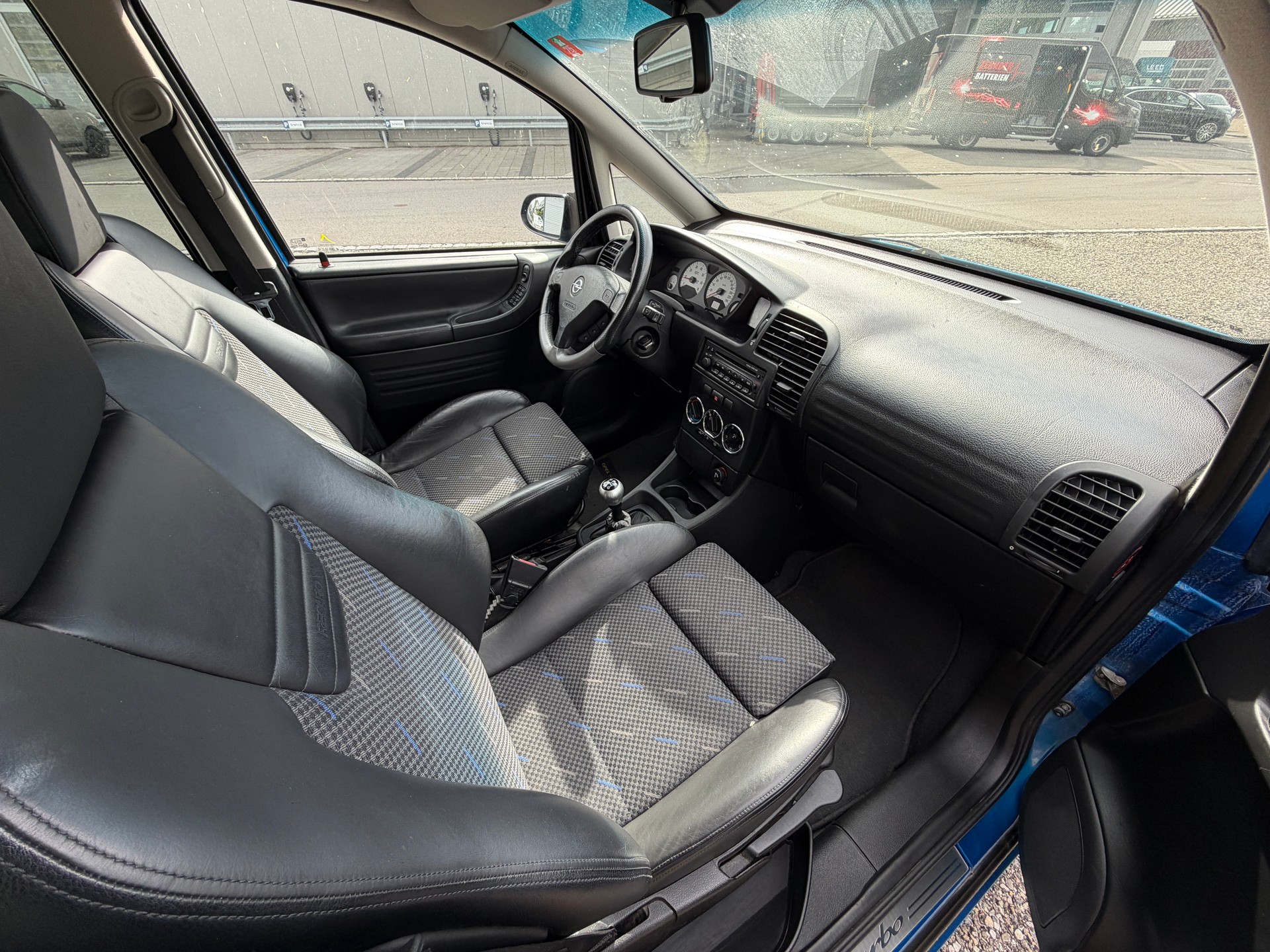 OPEL Zafira 2.0i Turbo OPC *2 Schlüssel* 7 Platz* 8Fach*Servicheft*-image-6