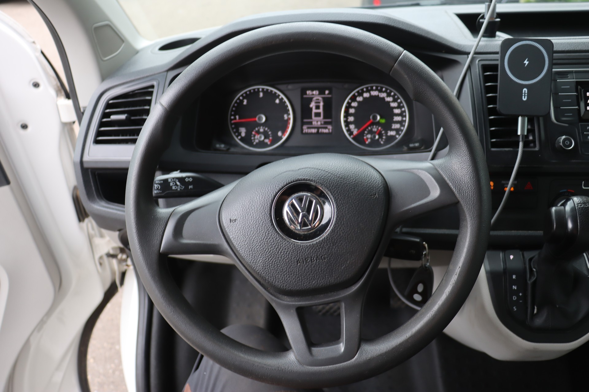 VW T6 2.0 TDI DSG-image-12