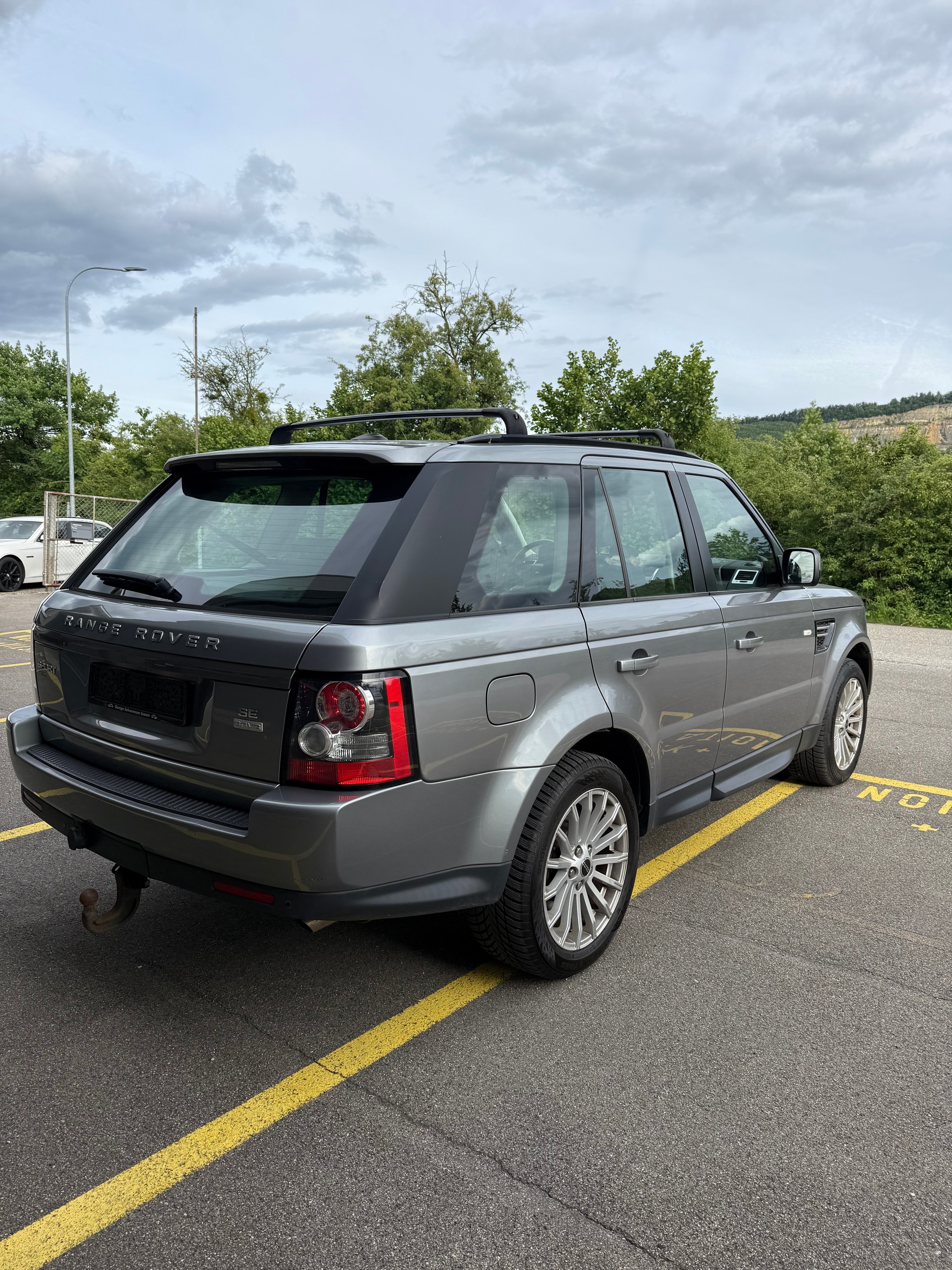 LAND ROVER Range Rover Sport 3.0 TDV6 Zermatt Automatic-image-5
