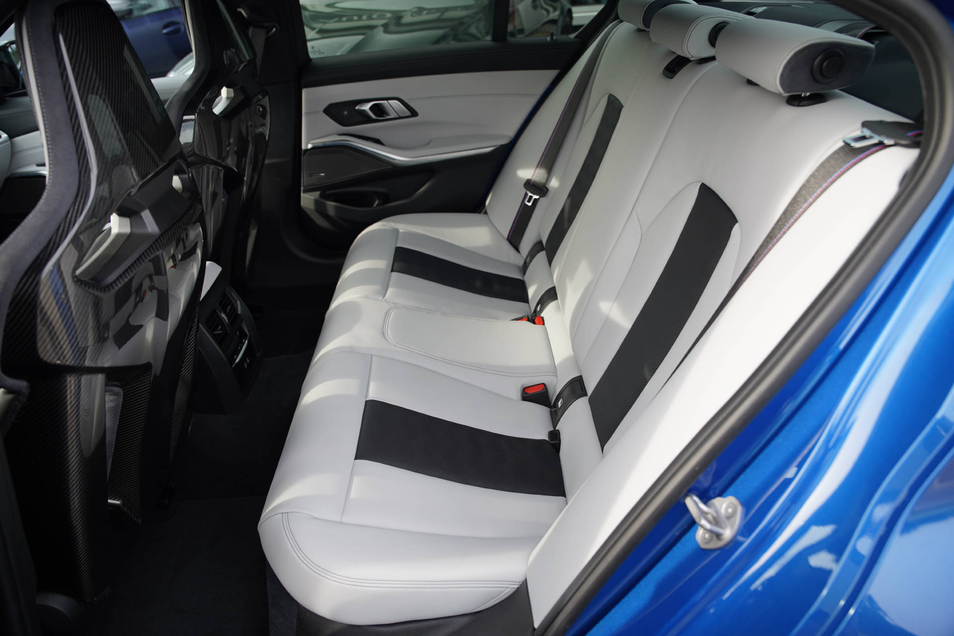 BMW M3 Competition M xDrive LCI Saphirblau-image-10