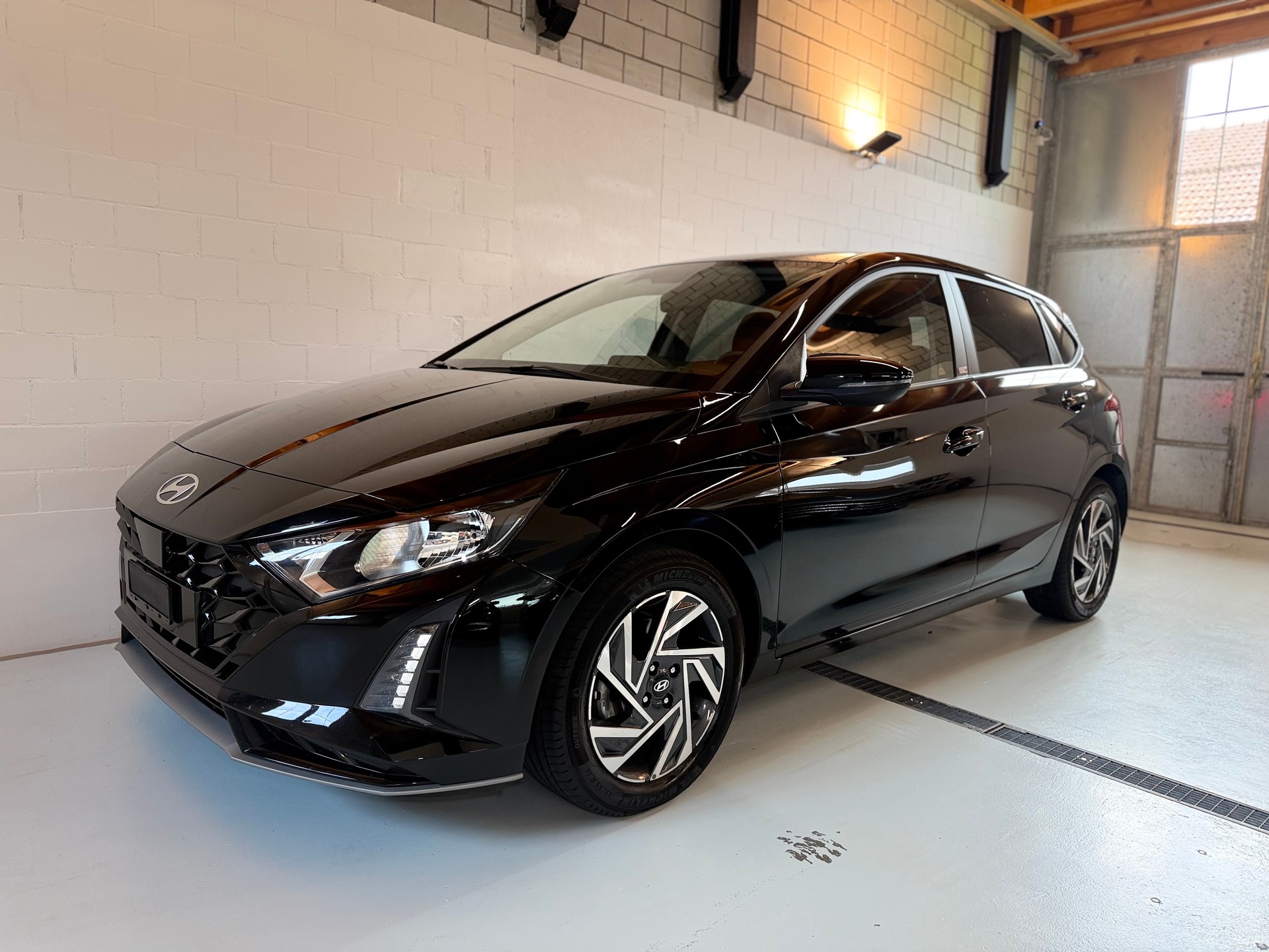 HYUNDAI i20 1.0 T-GDi Amplia DCT