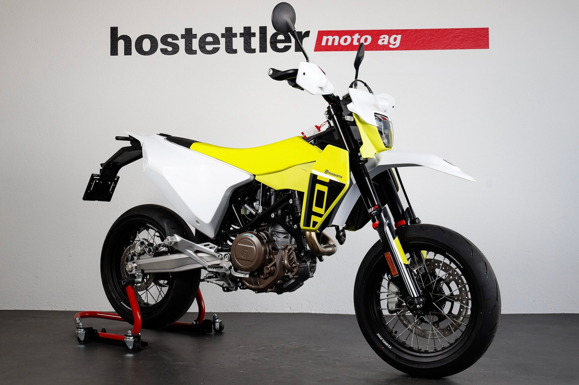 HUSQVARNA 701 Supermoto