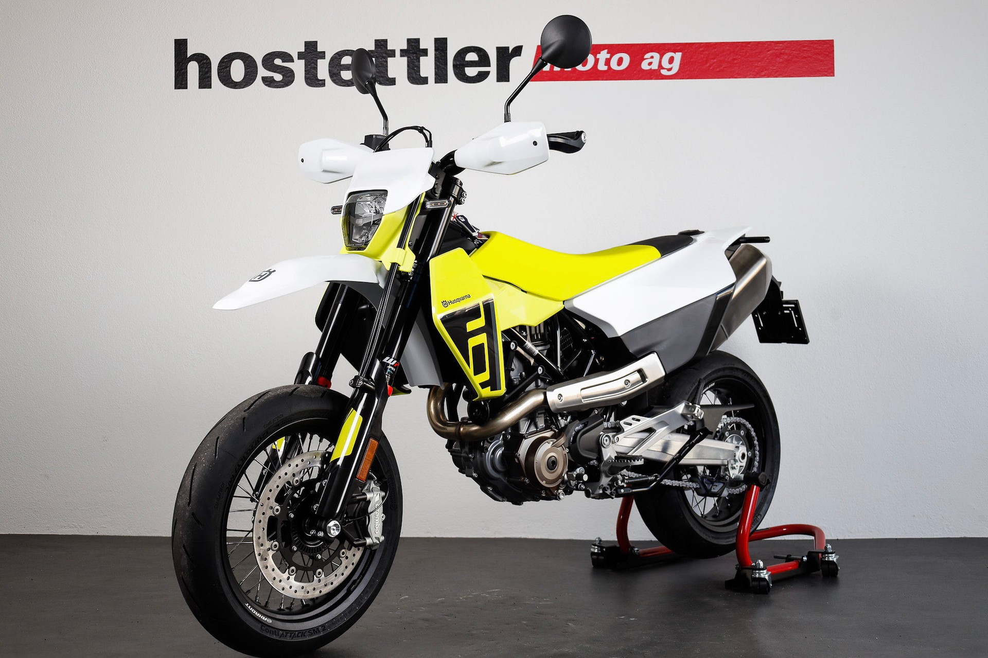 HUSQVARNA 701 Supermoto-image-1