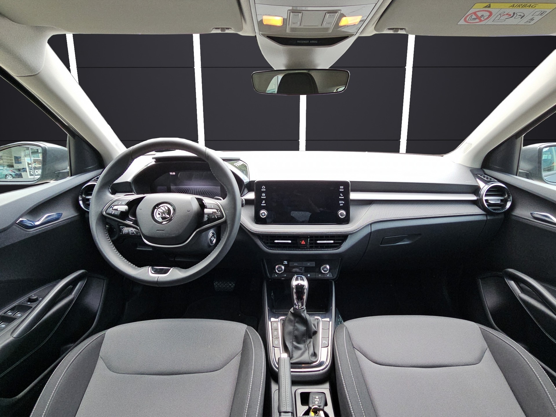 SKODA Fabia 1.0 TSI Selection DSG-image-11
