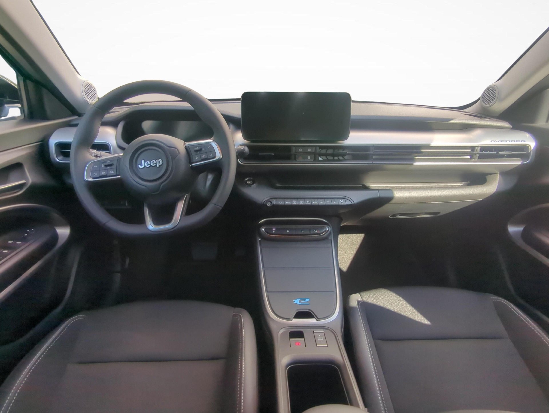 JEEP Avenger Altitude-image-9