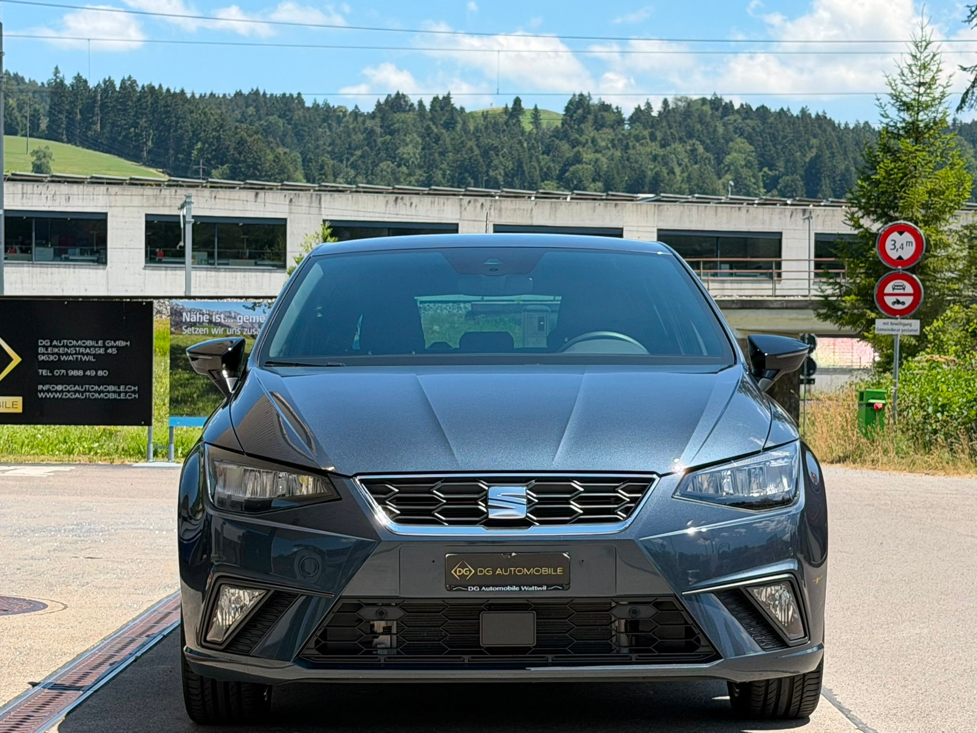 SEAT Ibiza 1.0 EcoTSI FR DSG *Neuwertiger Zustand**ACC**Rückfahrkamera**Klimaautomatik**Apple/Android Carplay*-showroom-element-1