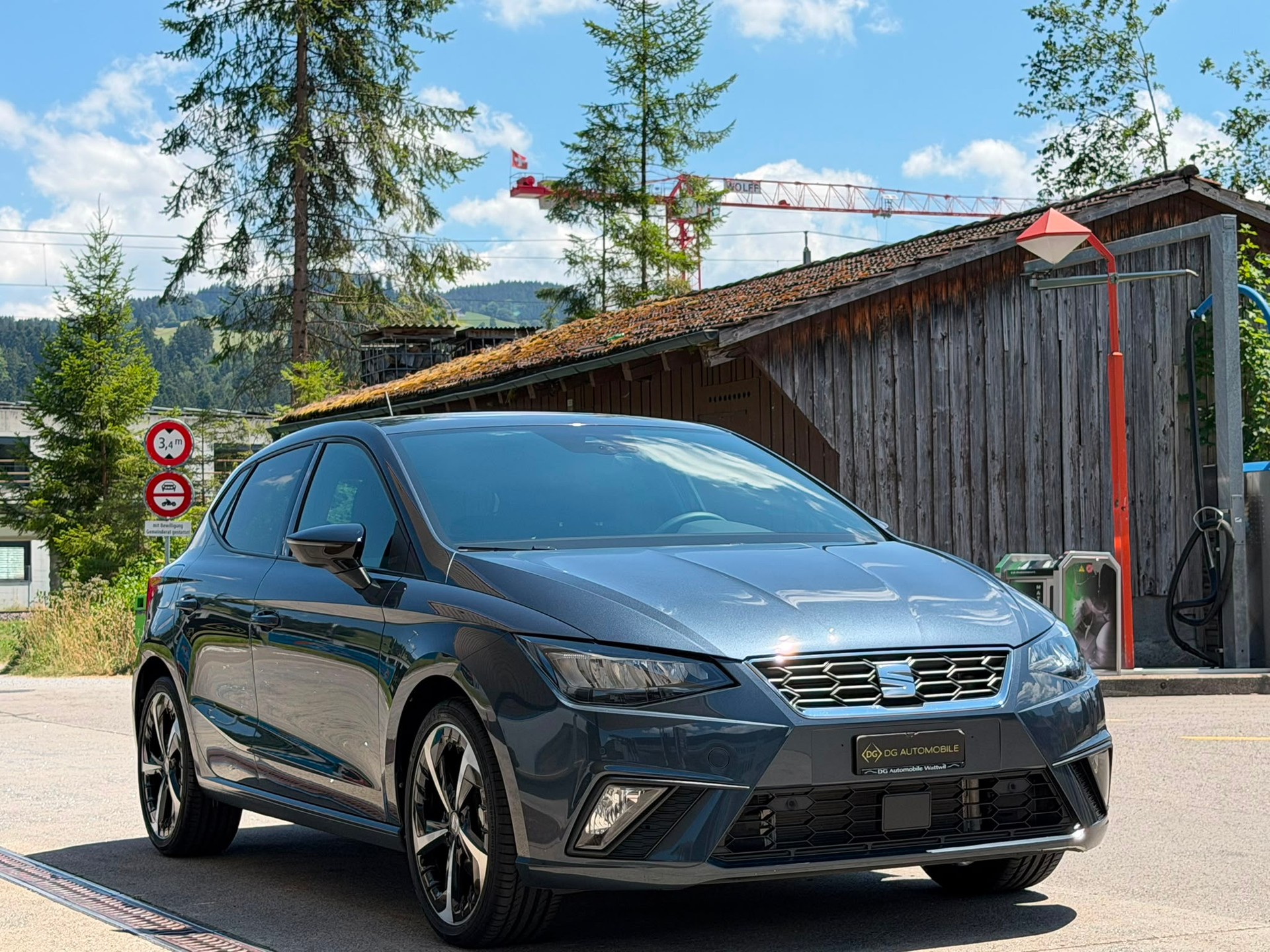 SEAT Ibiza 1.0 EcoTSI FR DSG *Neuwertiger Zustand**ACC**Rückfahrkamera**Klimaautomatik**Apple/Android Carplay*-showroom-element-2