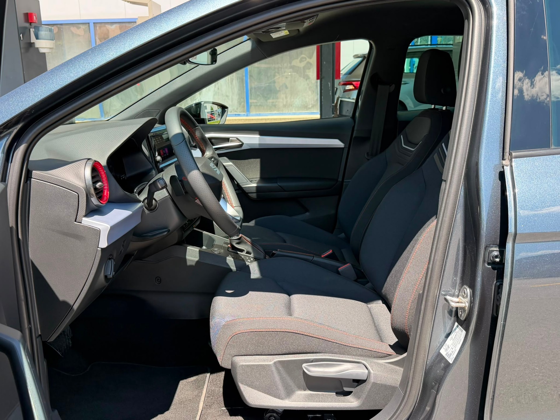 SEAT Ibiza 1.0 EcoTSI FR DSG *Neuwertiger Zustand**ACC**Rückfahrkamera**Klimaautomatik**Apple/Android Carplay*-image-7