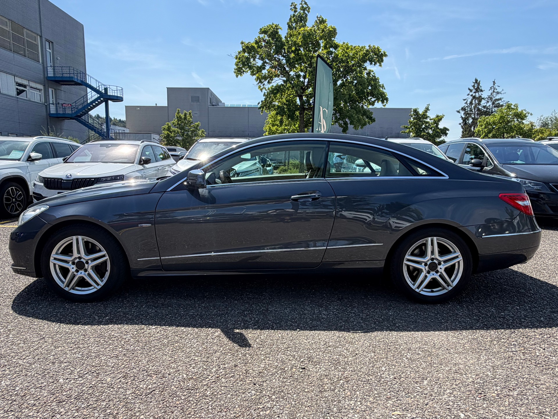 MERCEDES-BENZ E 350 CDI BlueEfficiency 7G-Tronic-image-7