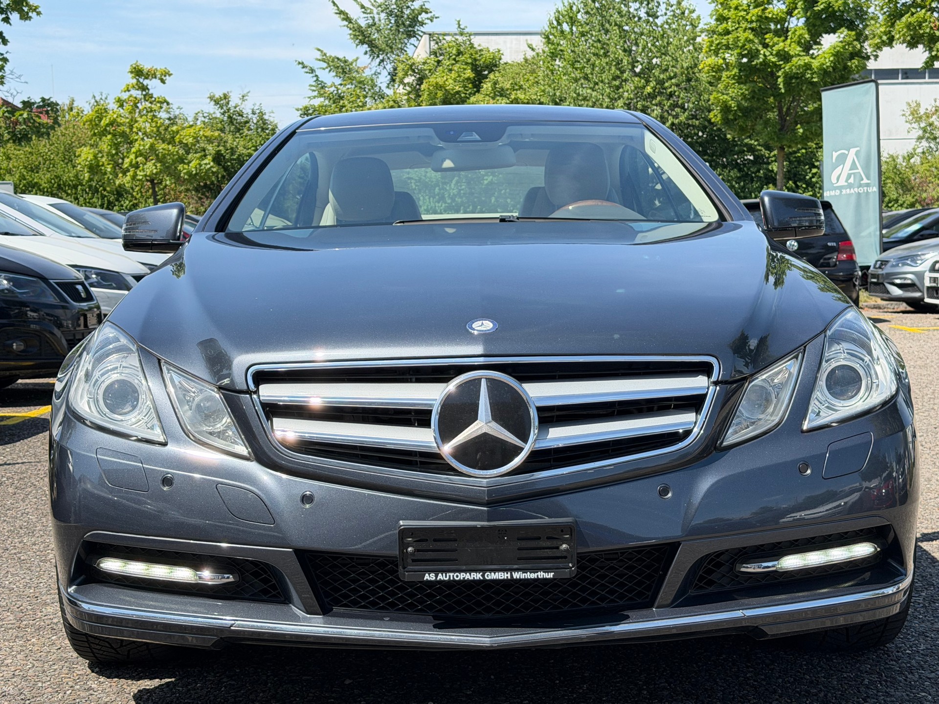 MERCEDES-BENZ E 350 CDI BlueEfficiency 7G-Tronic-showroom-element-1