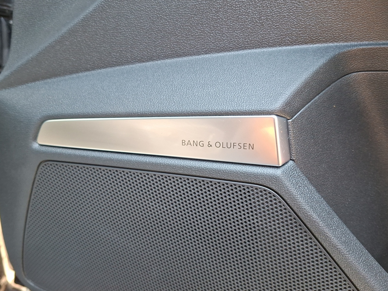 AUDI RS3 Sportback 2.5 TSI quattro S-tronic-image-15