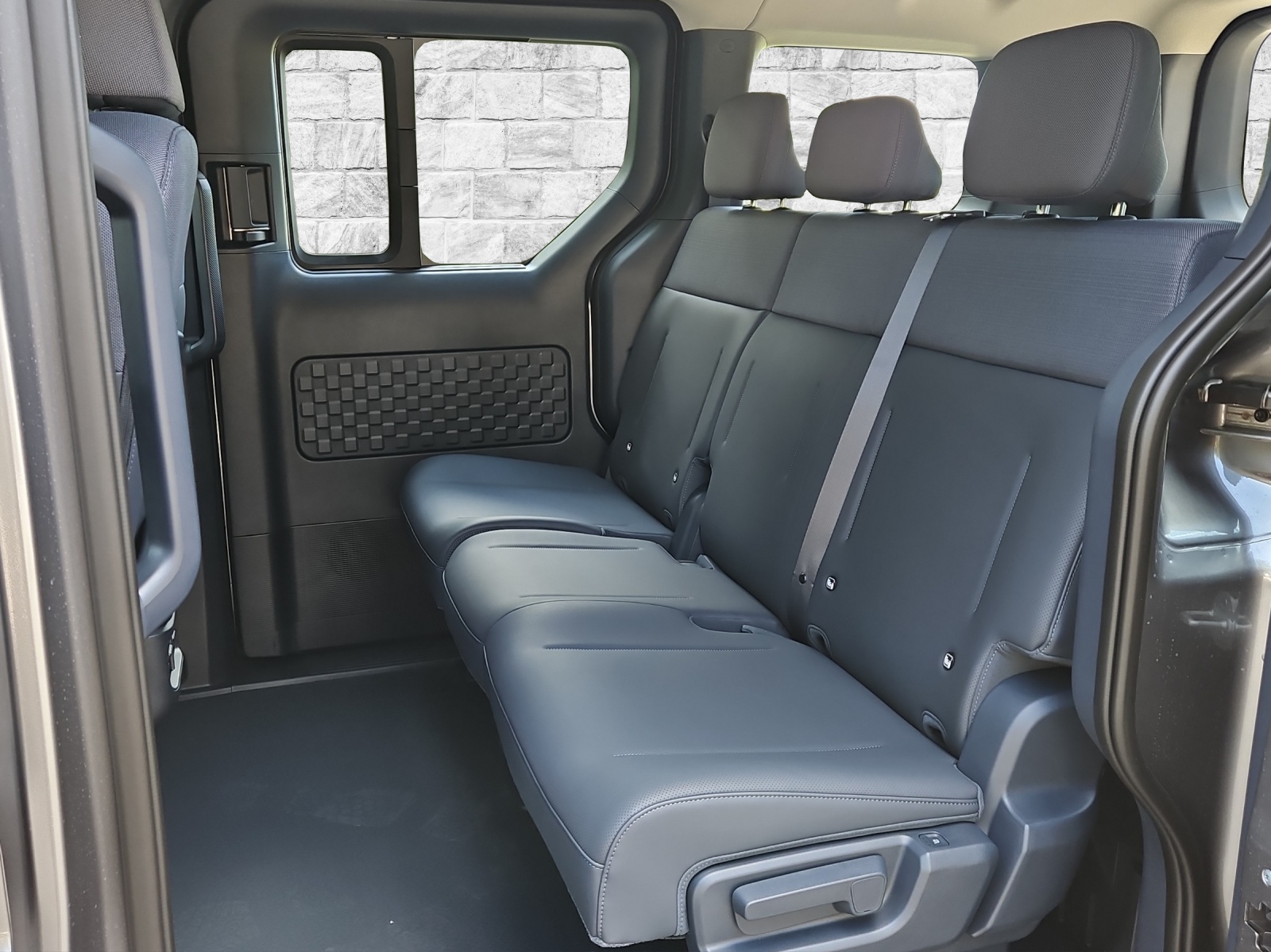 KIA PV5 Passenger 71.2 kWh Elite-image-7