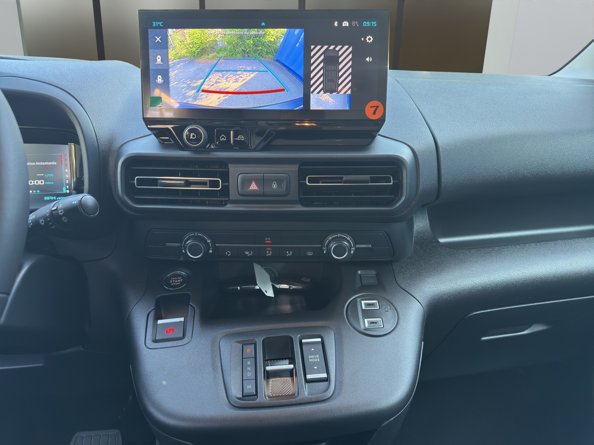 CITROEN Berlingo XL 1.5 BlueHDi 130 Tonic-image-11