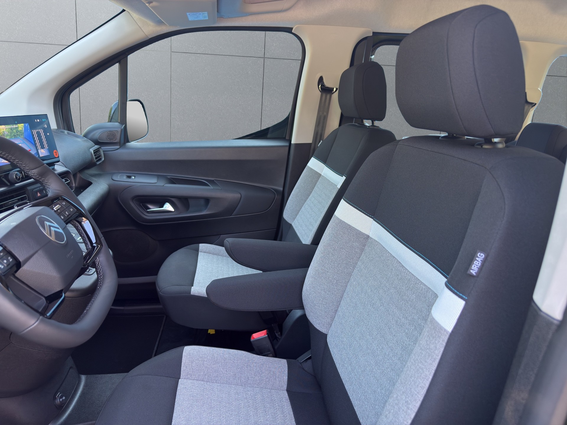CITROEN Berlingo XL 1.5 BlueHDi 130 Tonic-image-6