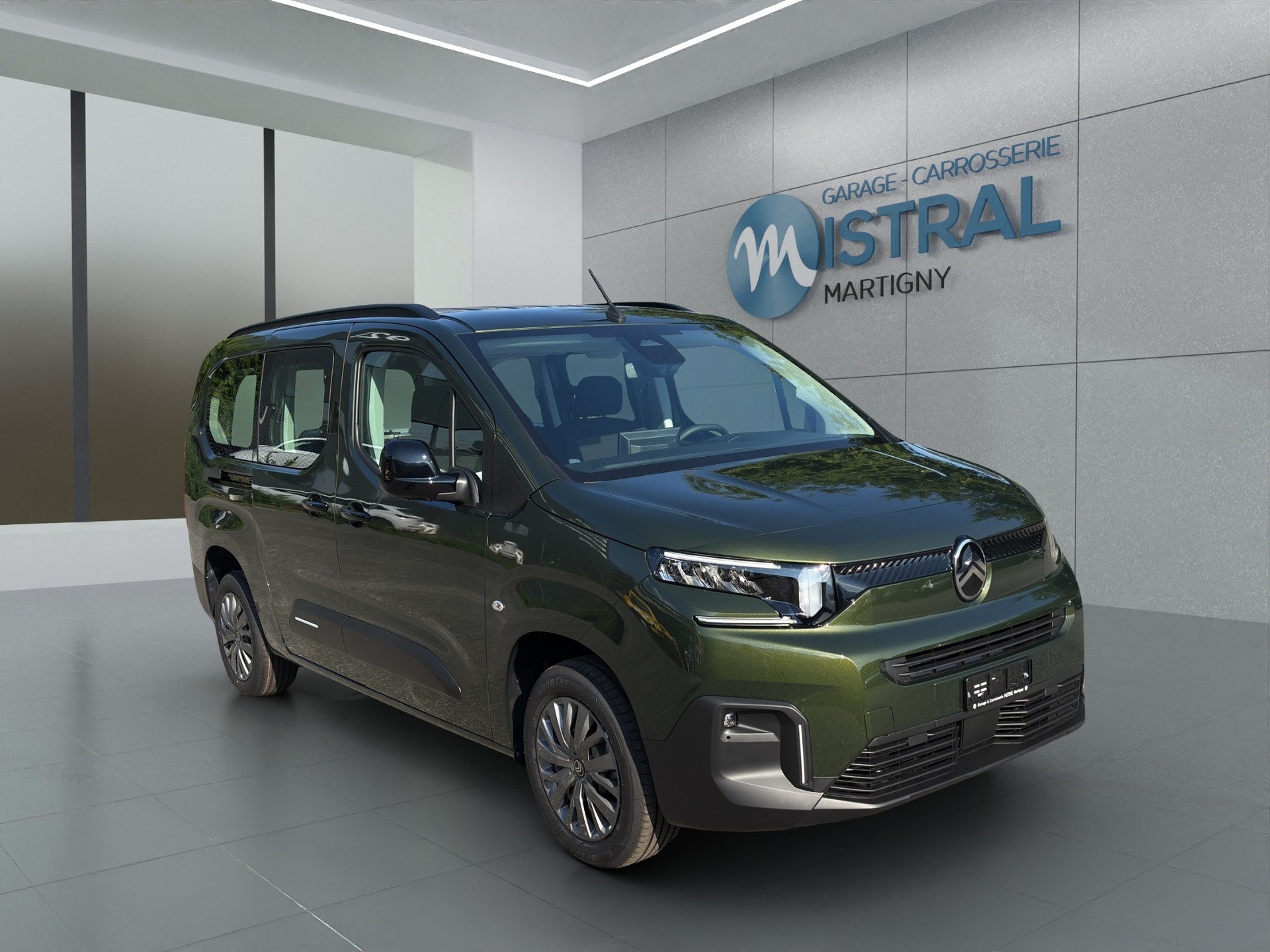 CITROEN Berlingo XL 1.5 BlueHDi 130 Tonic-image-4