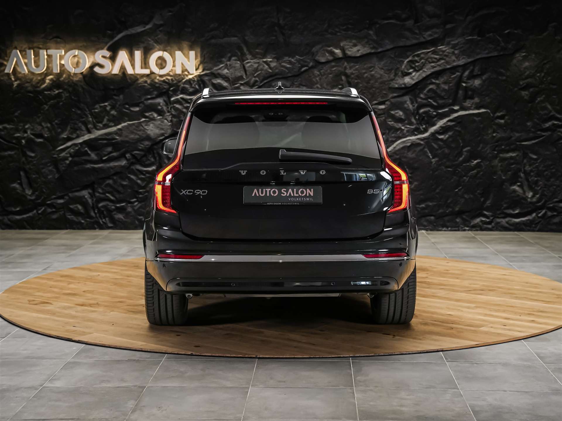 VOLVO XC90 B5 AWD Plus Bright Geartronic *Facelift*7 Sitze*Panorama*-showroom-element-3