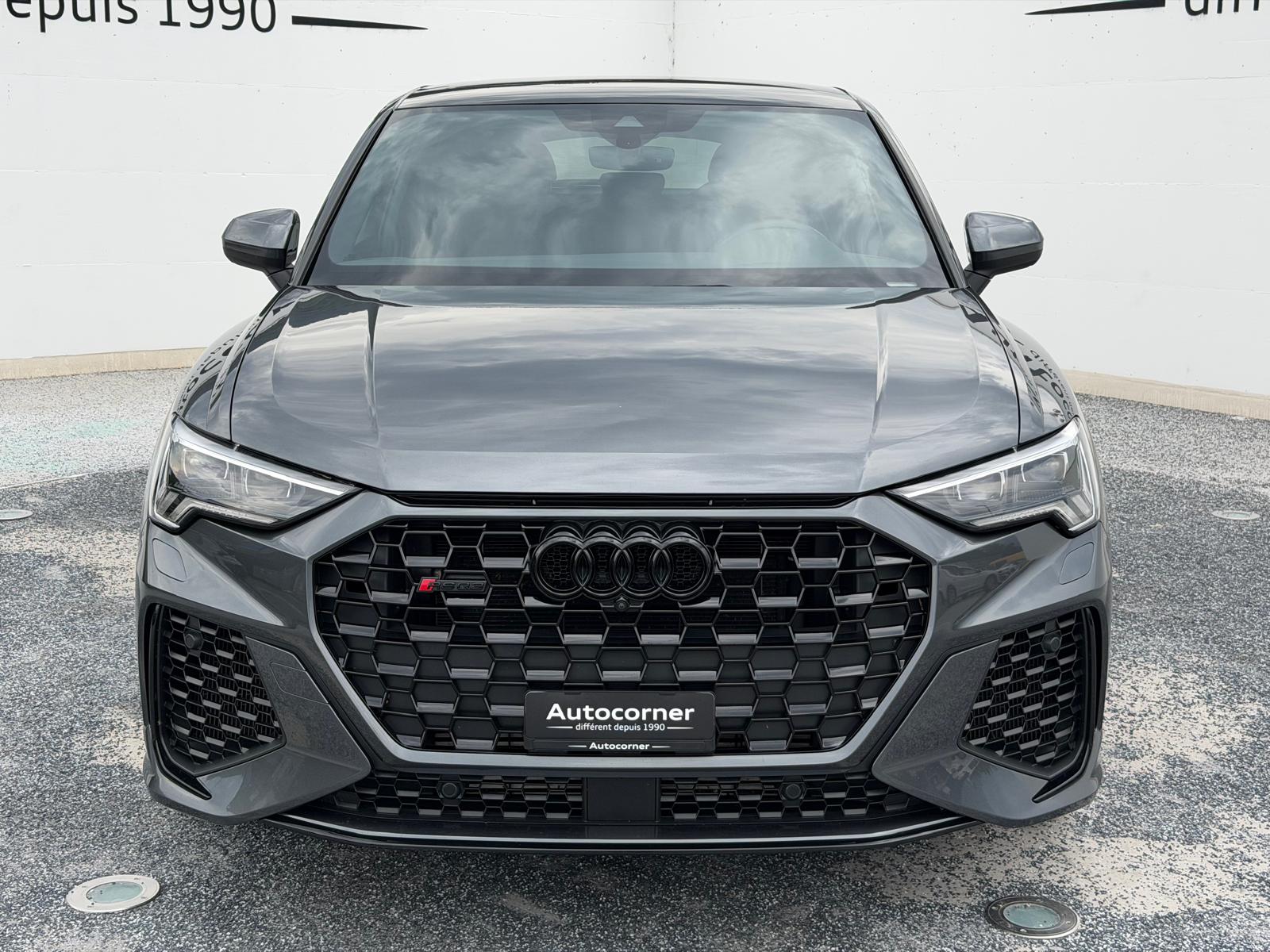 AUDI RS Q3 Sportback quattro S tronic-showroom-element-2