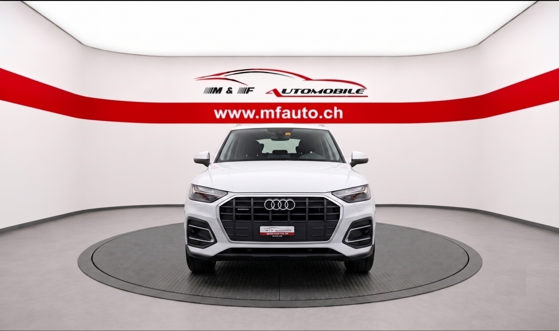 AUDI Q5 2.0 40 TDI quattro S-Tronic-showroom-element-1