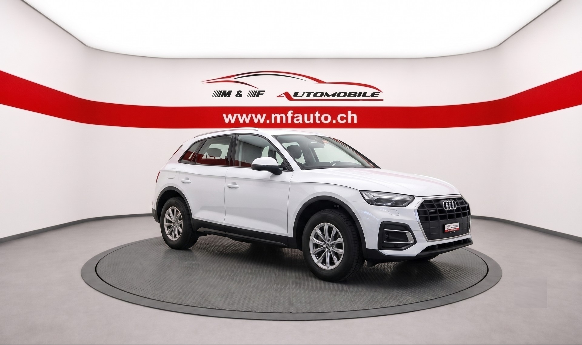 AUDI Q5 2.0 40 TDI quattro S-Tronic-showroom-element-2