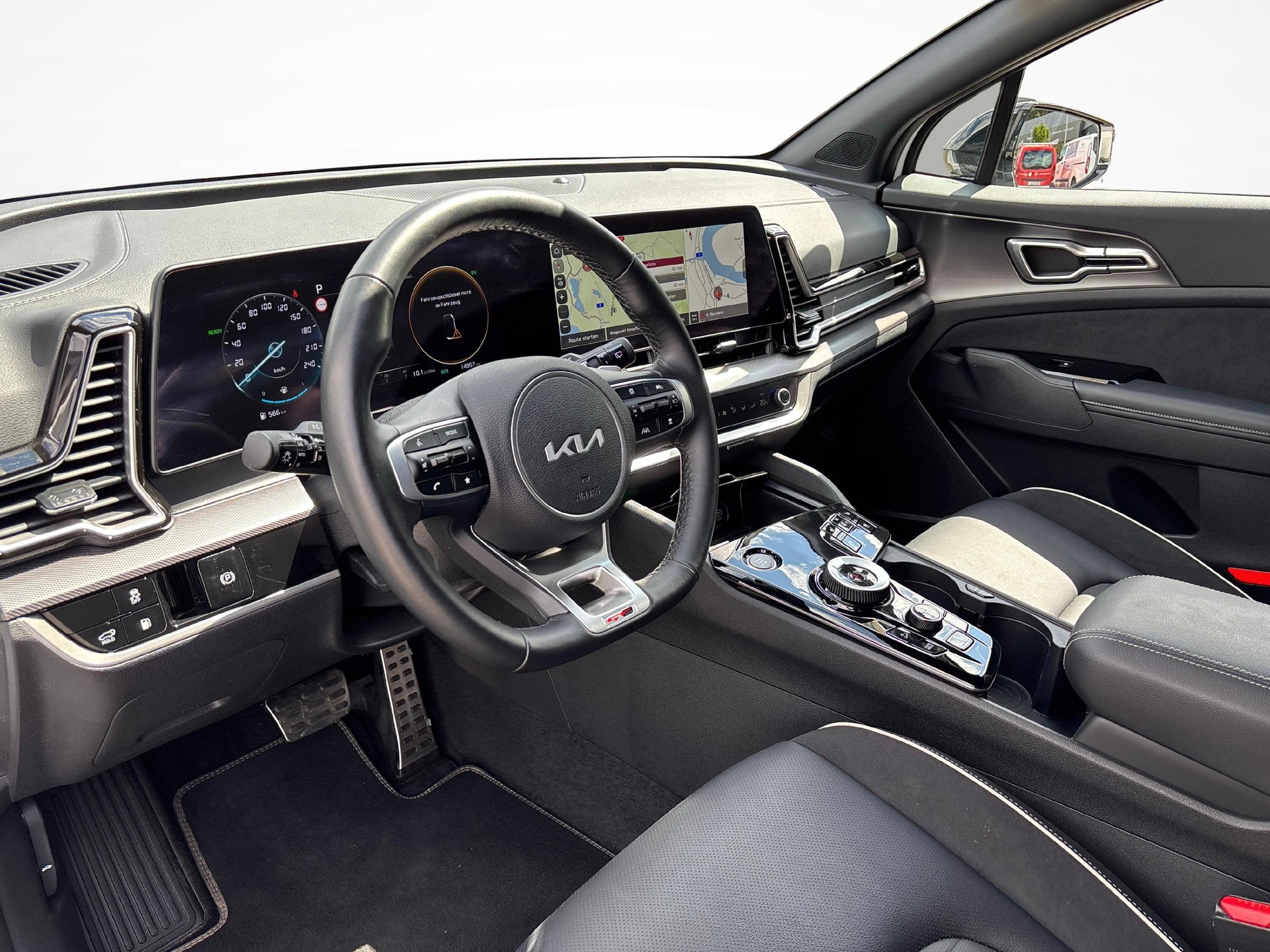 KIA Sportage 1.6 T-GDi PHEV GT-Line-showroom-element-2