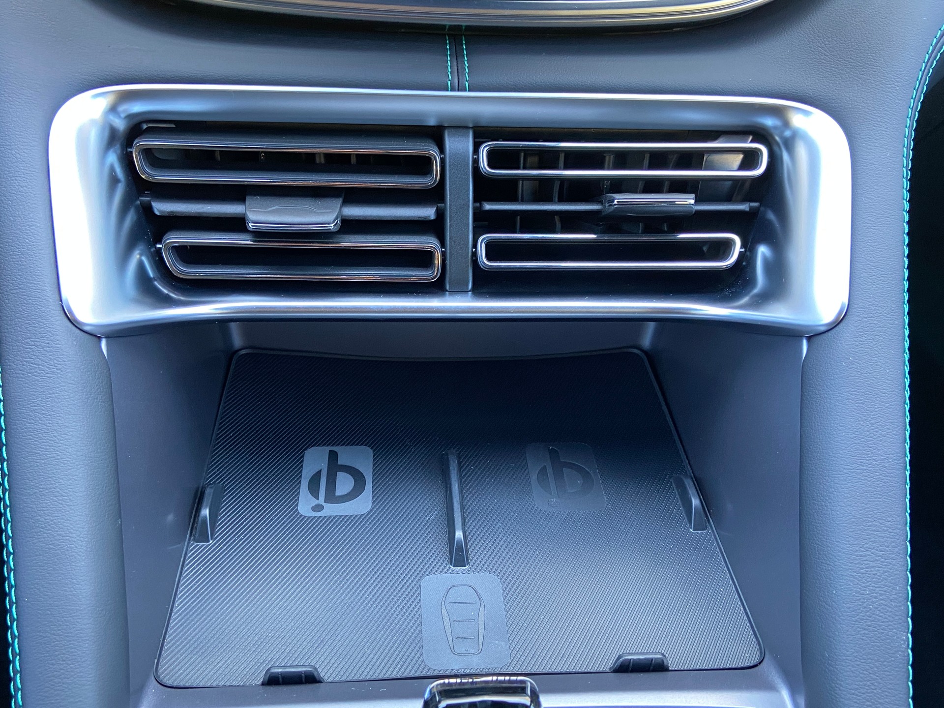 BYD Seal U DM-i Design AWD-image-12