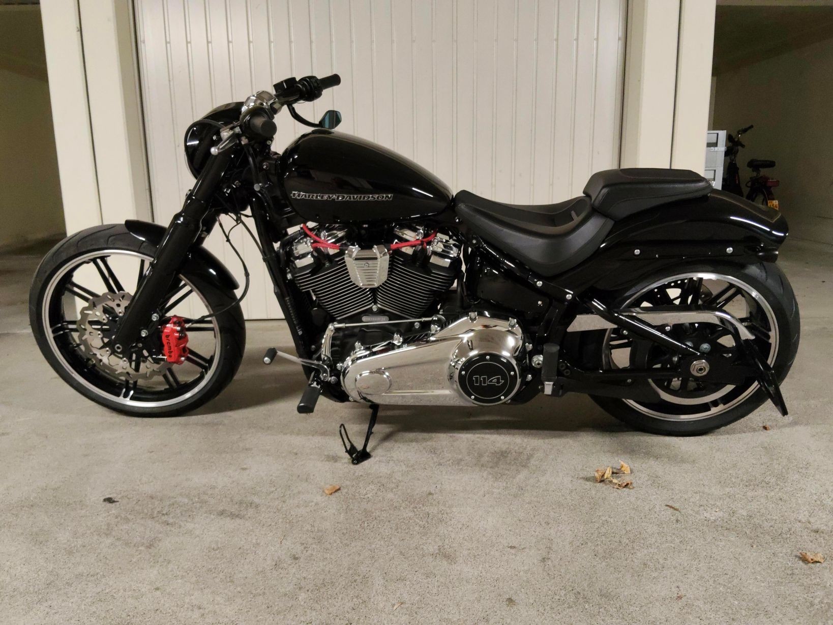 HARLEY-DAVIDSON FXBRS Breakout 114 ABS-image-4