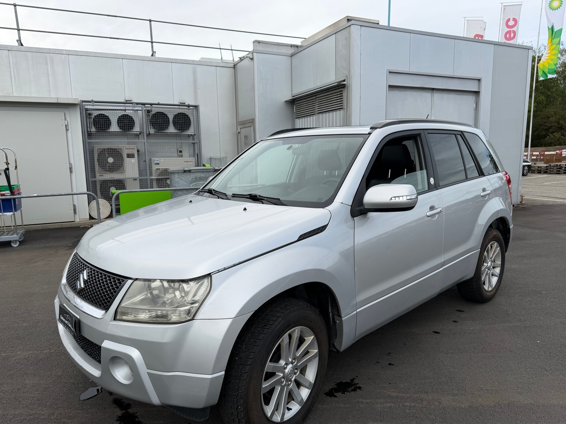 SUZUKI Grand Vitara 2.4 16V GL Top Barry-image-8