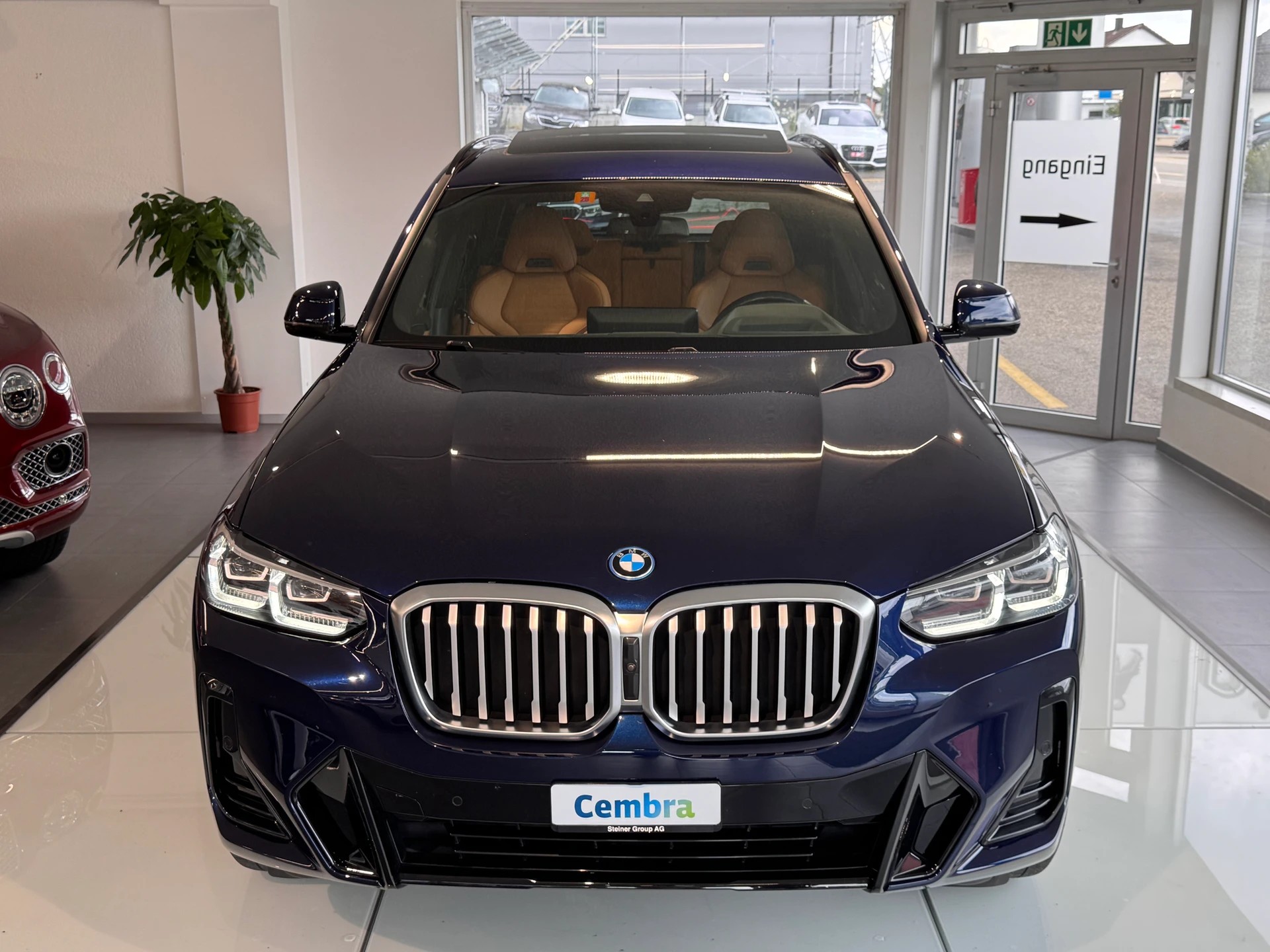 BMW X3 xDrive 30e M Sport-showroom-element-3