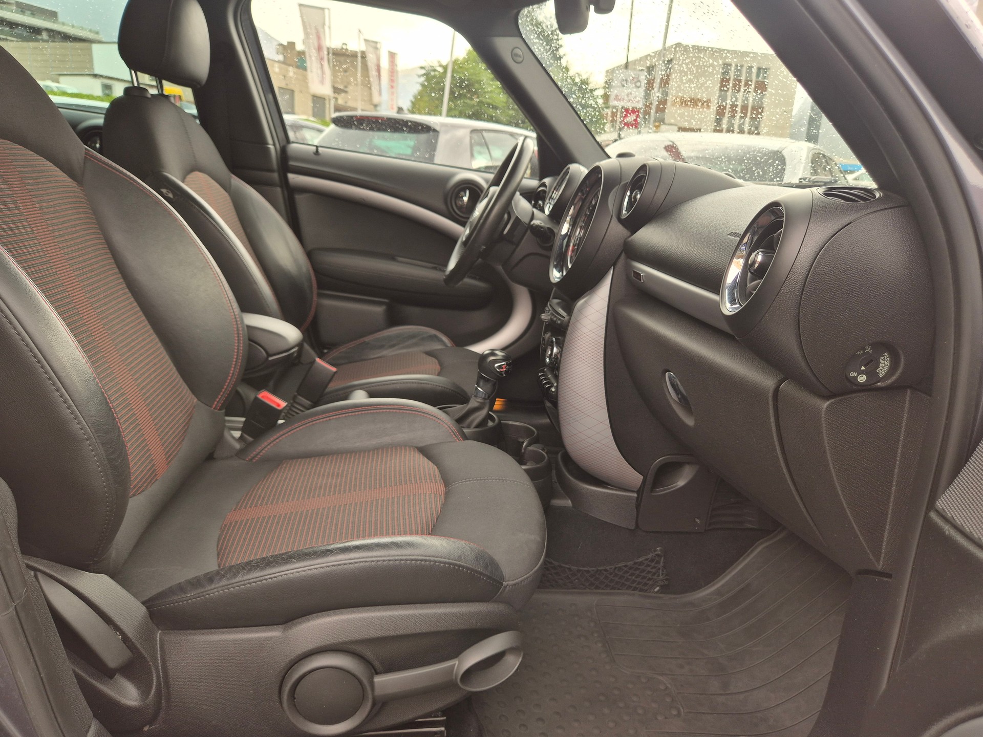 MINI Countryman Cooper S ALL4 Steptronic-image-15