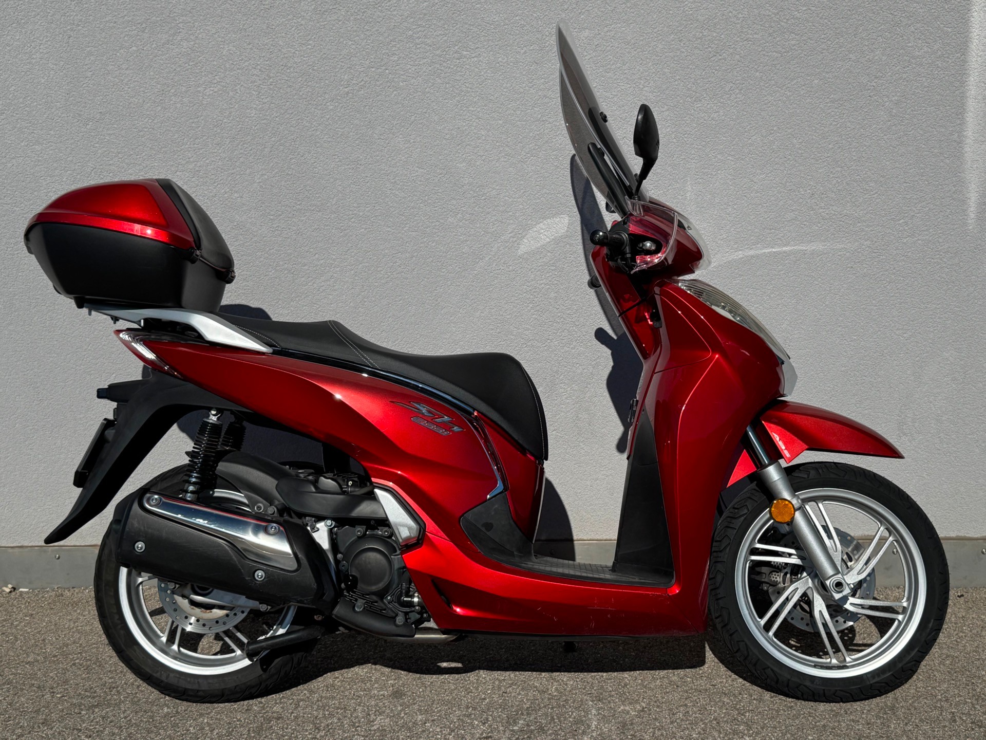 HONDA SH 300 i ABS-image-1